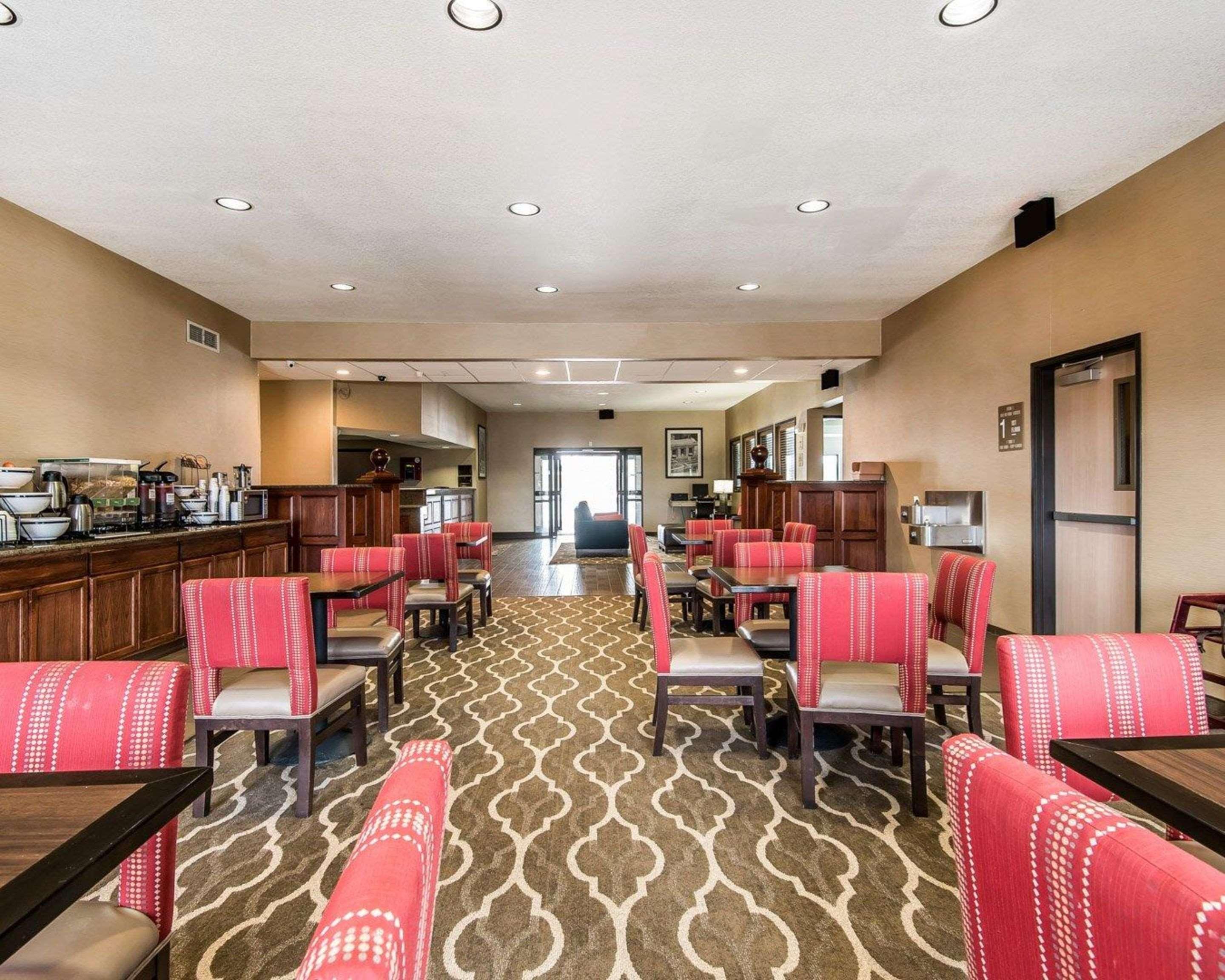 Quality Inn & Suites Bethany Eksteriør bilde