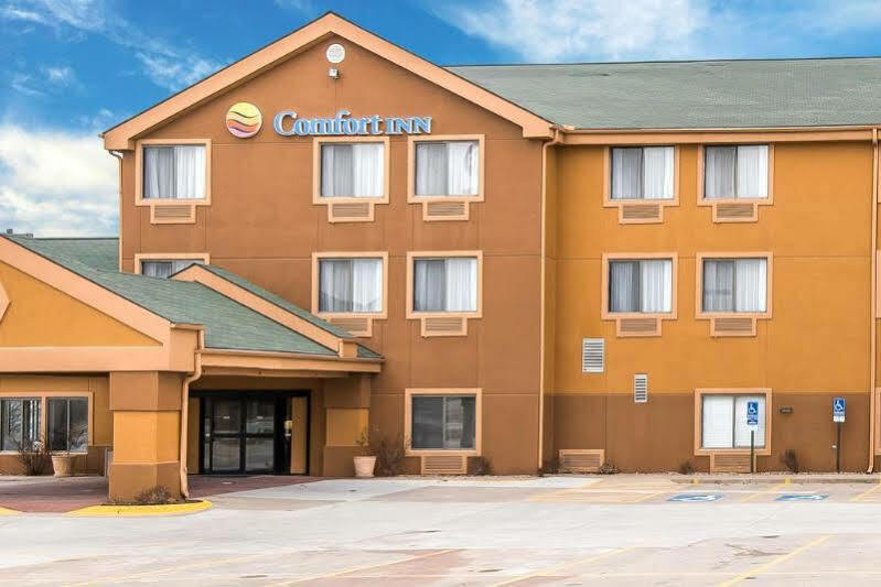 Quality Inn & Suites Bethany Eksteriør bilde